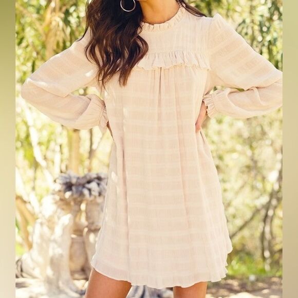 NWT Roolee Chiffon Ruffled Long Sleeve Babydoll Dress Vanilla Cream Size Medium - Picture 4 of 15